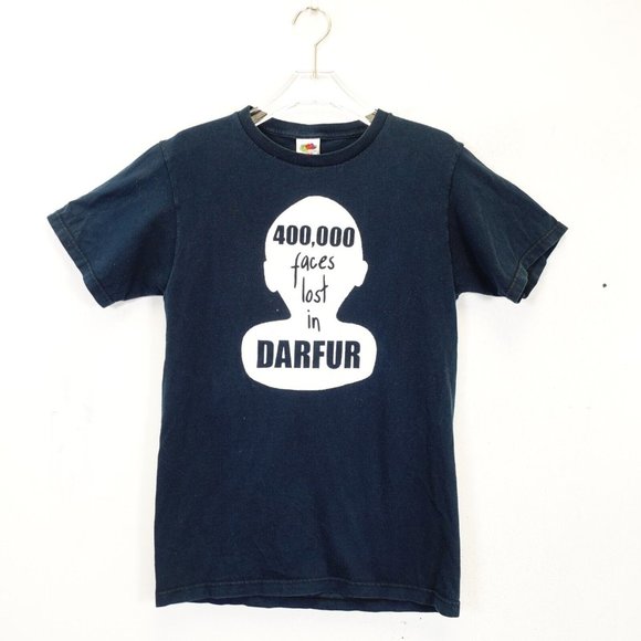 Fruit of the Loom Tops - Fruit of the Loom Top Size Small‎ Cotton T Shirt 400000 Faces Lost in Dafur Tee